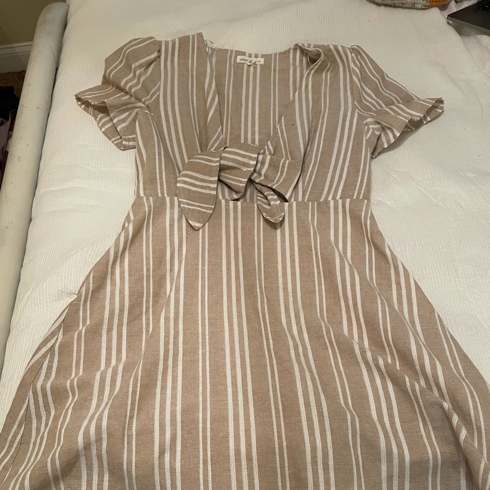 Cute beach/brunch dress